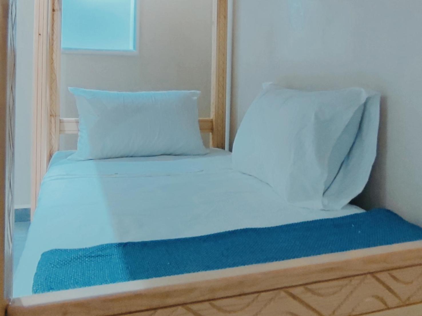 Tayyurt Surf Camp Tamraght Aourir Hostel Imi Mikki Room photo